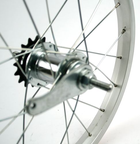 Roue arrière sans marque 16x175