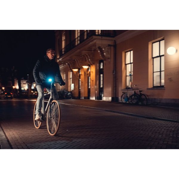 Axa phare dwn-30 usb | allumé éteint | 10 30 lux