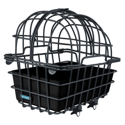Autour de Dieren Basket, à l'arrière de Luna