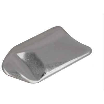Diverses plaques de protection de haubans baryon