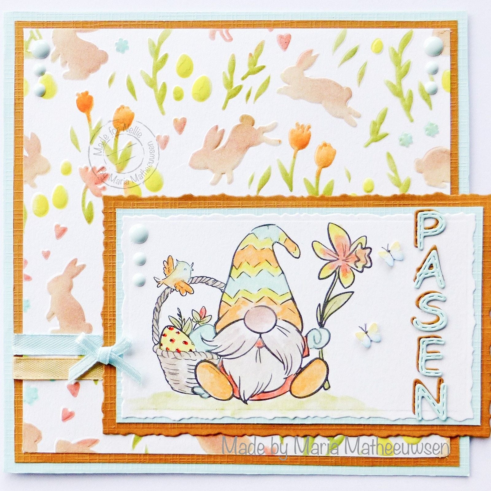 Le choix de Nellie • Dossier de gaufrage 3D fond lapins et tulipes 15x15cm