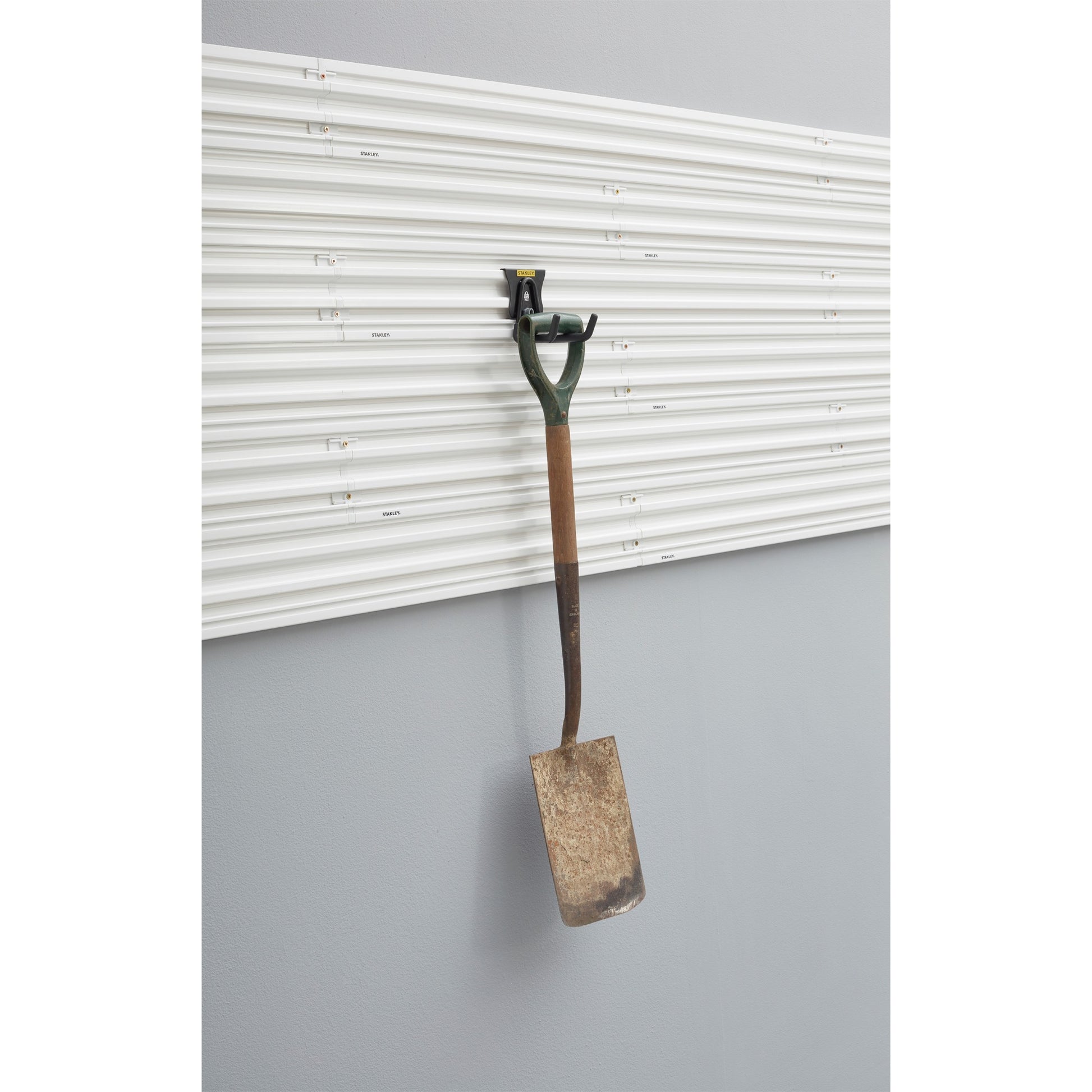 Stanley Track Wall Universal Hook Medium