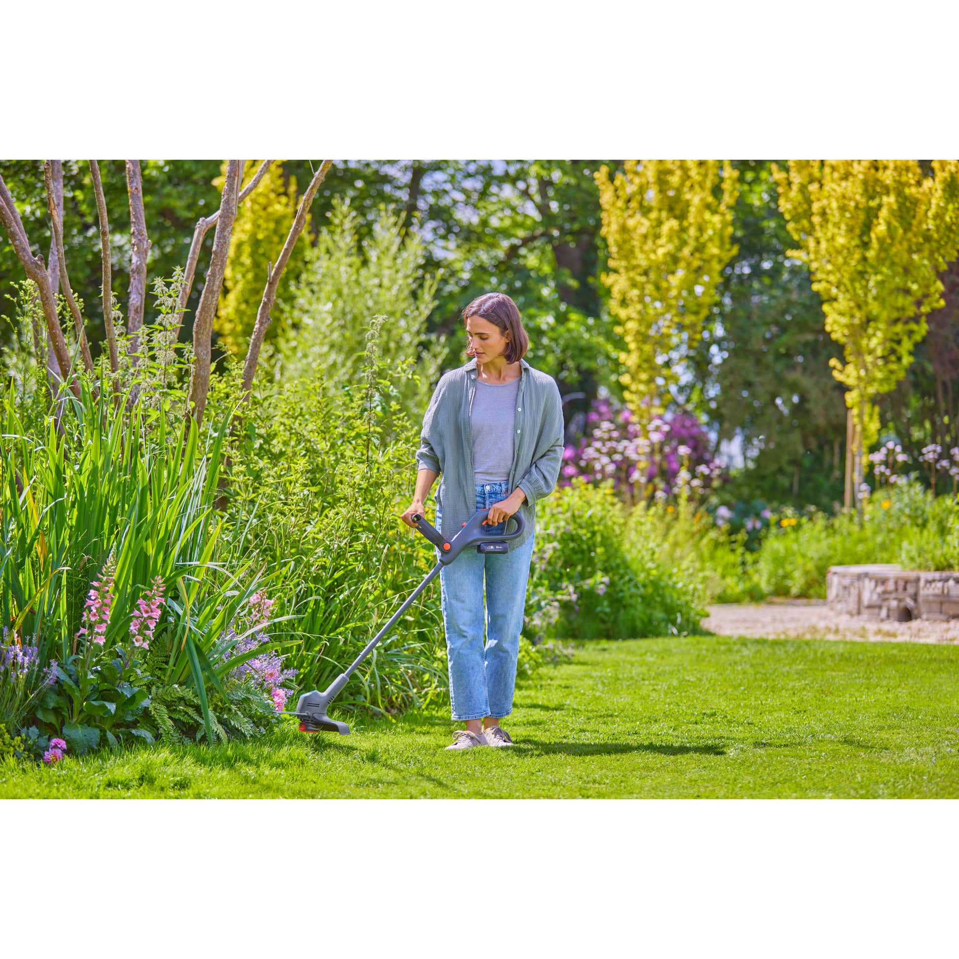 Gardena tondeuse easytrim 2518v p4a ensemble