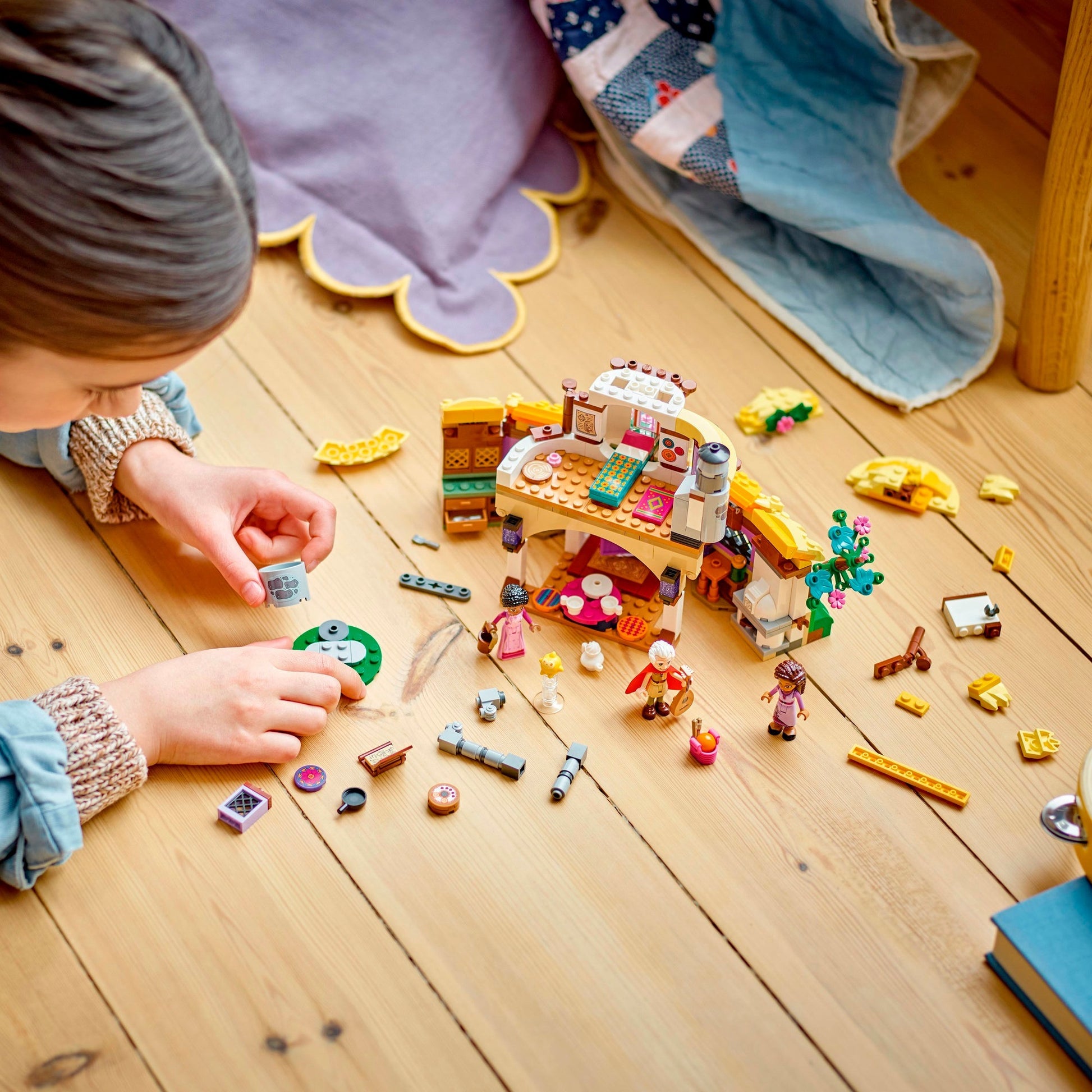 Lego Disney - Jouet de construction La maison d'Asha (43231)
