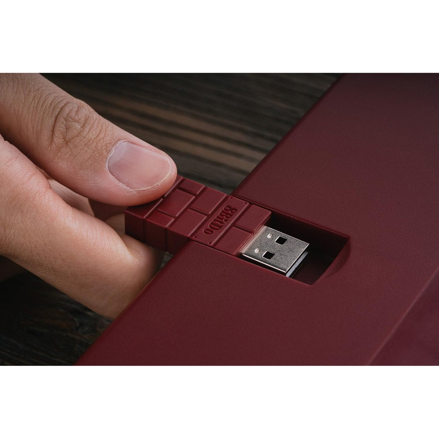 8Bitdo Retro Mechanical Keyboard Fami Edition