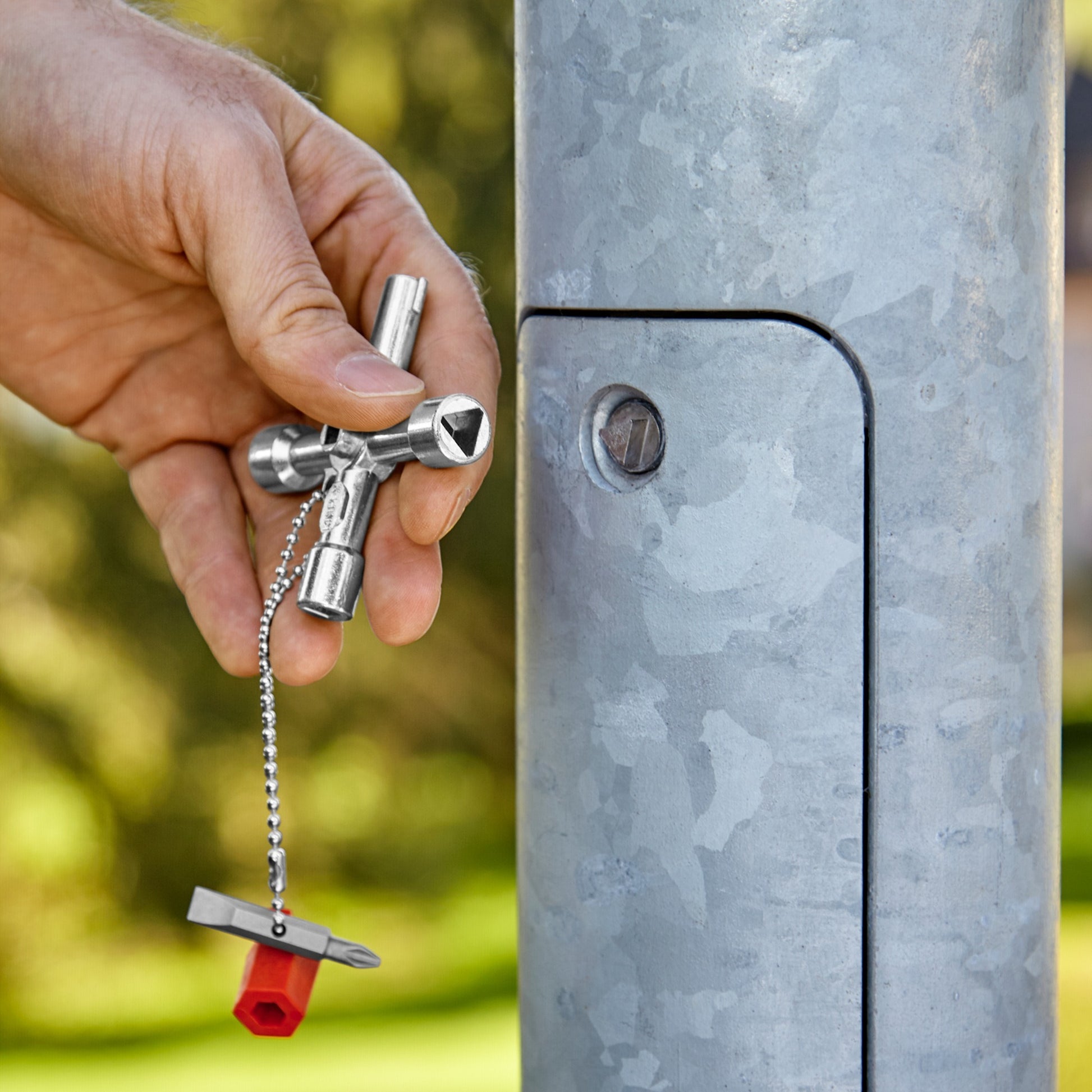 Clés d'armoire de commutation Knipex 001103