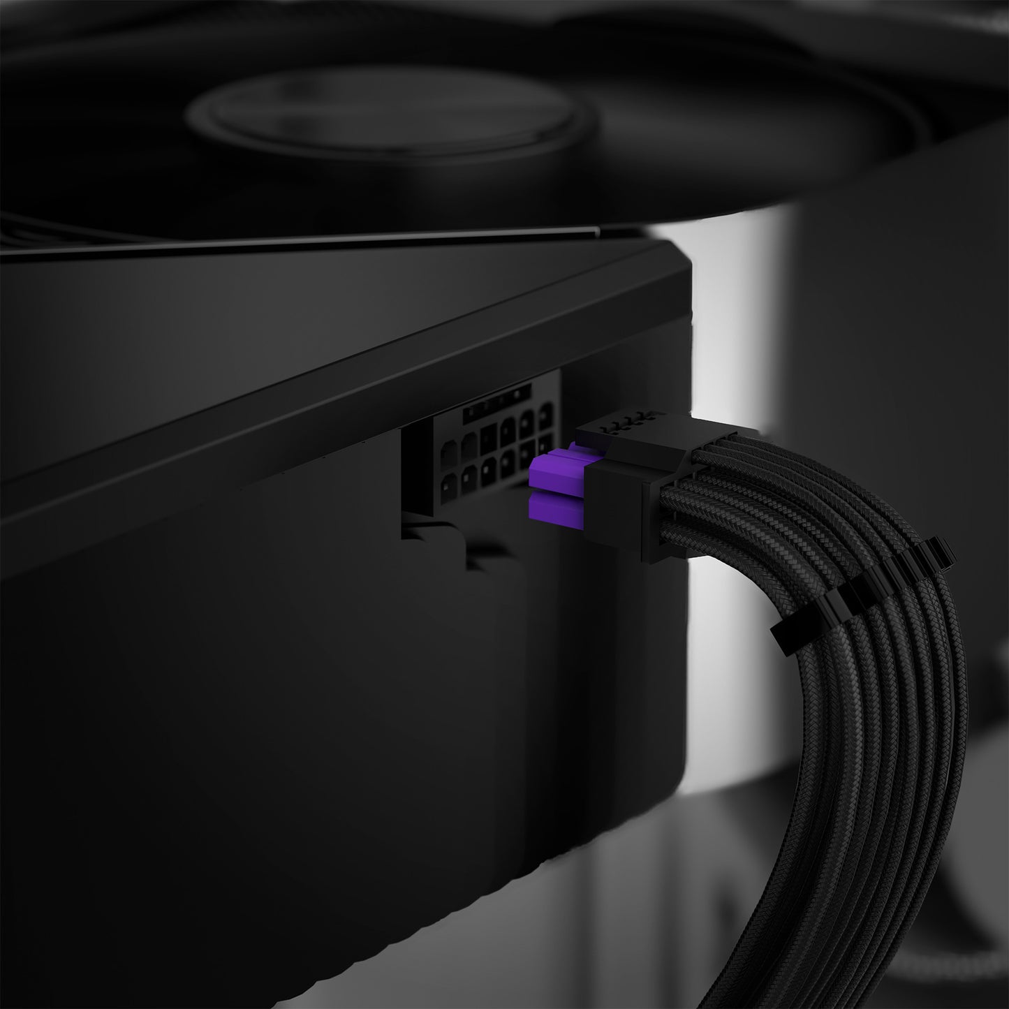 Alimentation modulaire NZXT C750 Gold Core 750 watts (noir, 1x 12V-2x6, 2x PCIe)