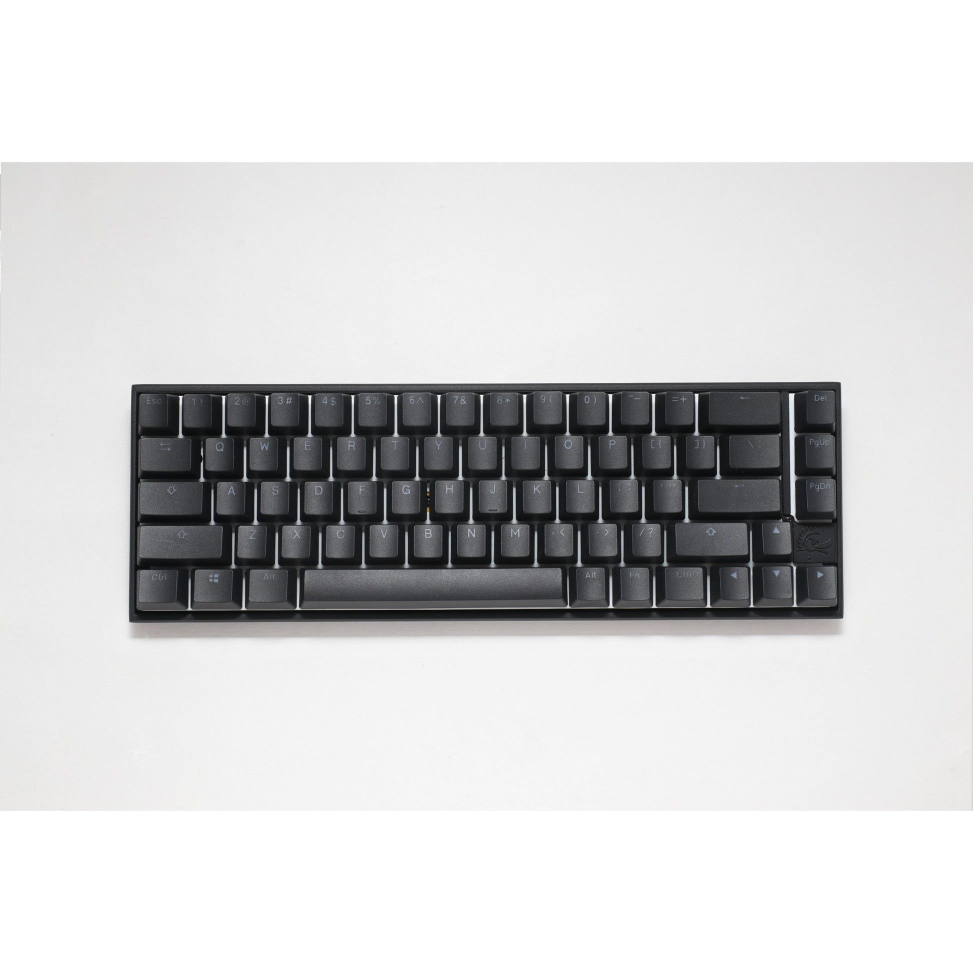 Ducky mecha pro sf, clavier (noir, disposition américaine, cerise mx speed silver, leds rgb, 65%, pbt double-shot)