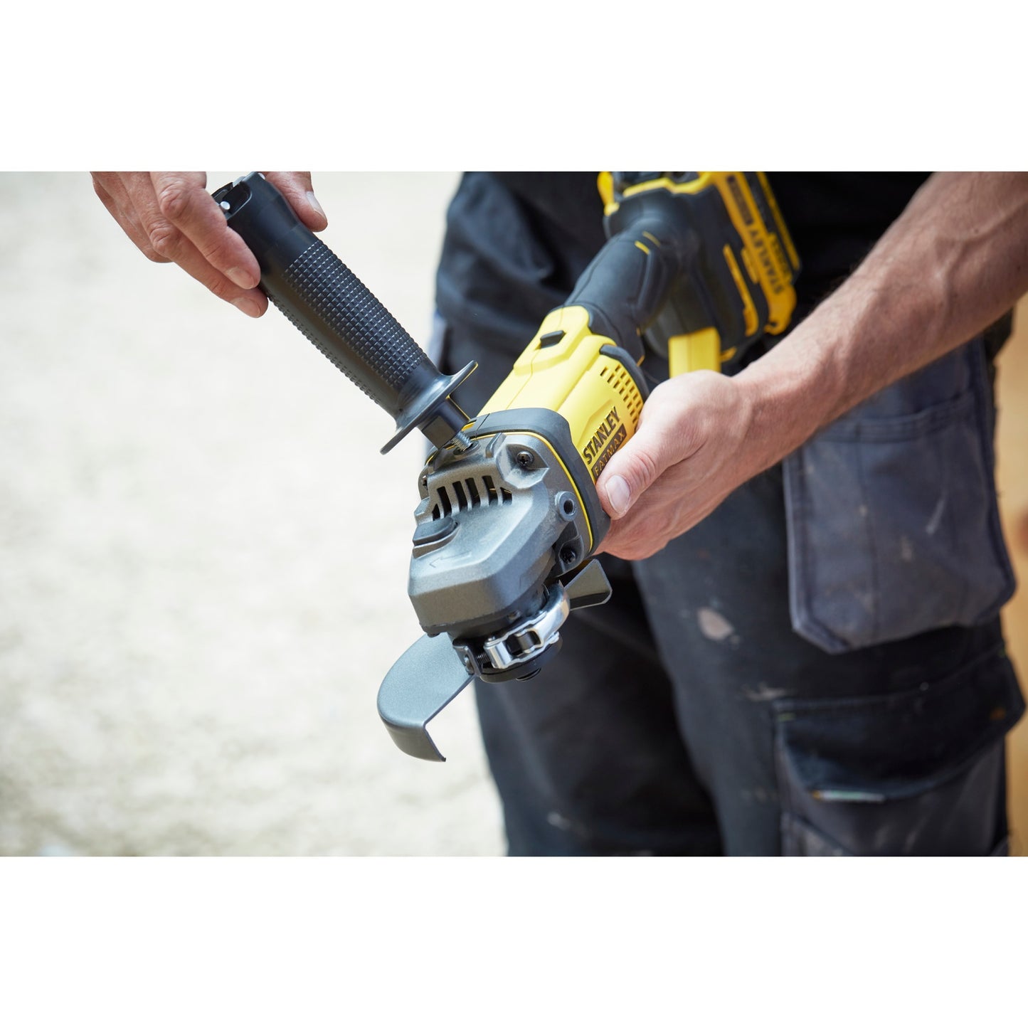 Stanley FATMAX V20 18V meuleuse d'angle
