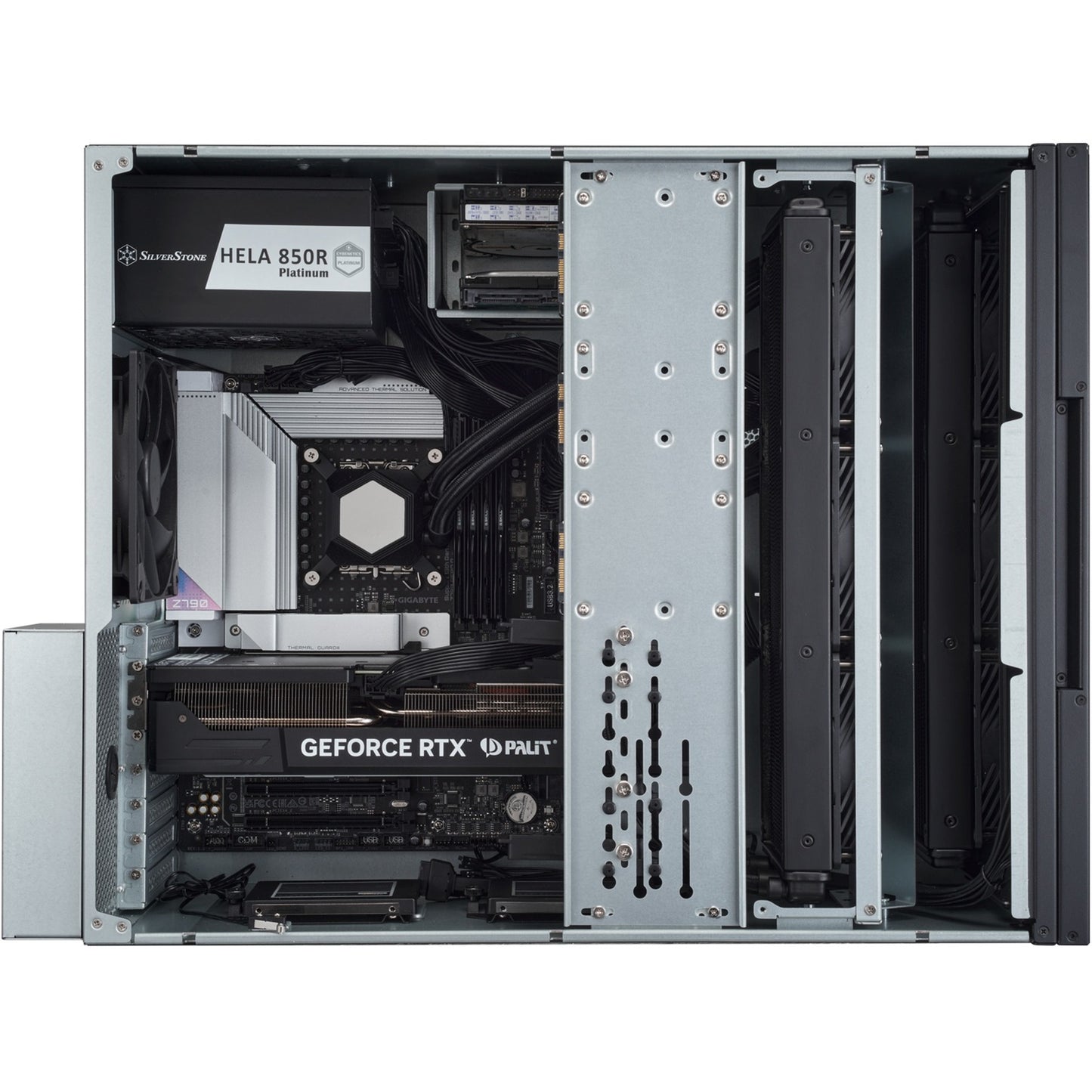 Silverstone RM52