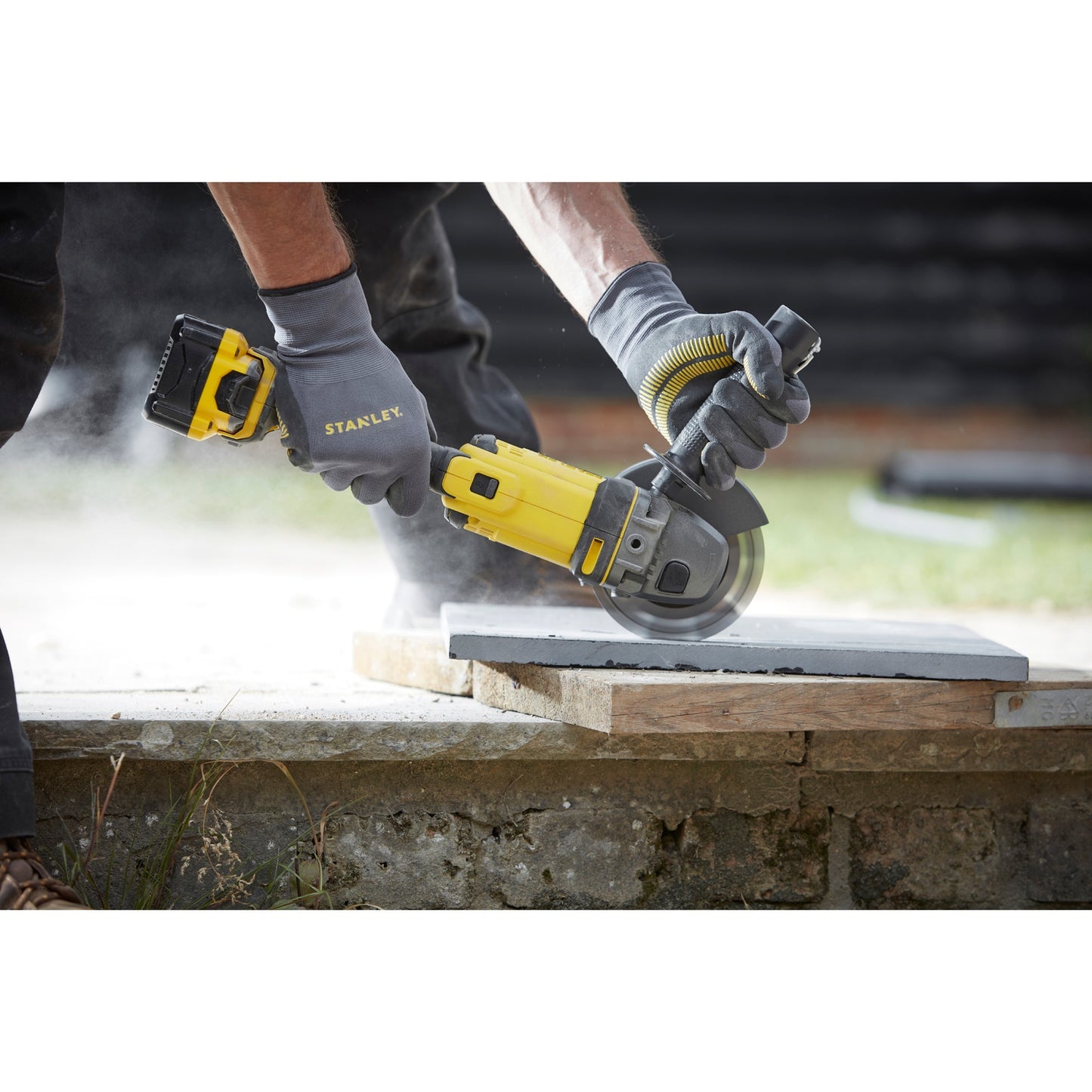 Stanley FATMAX V20 18V meuleuse d'angle