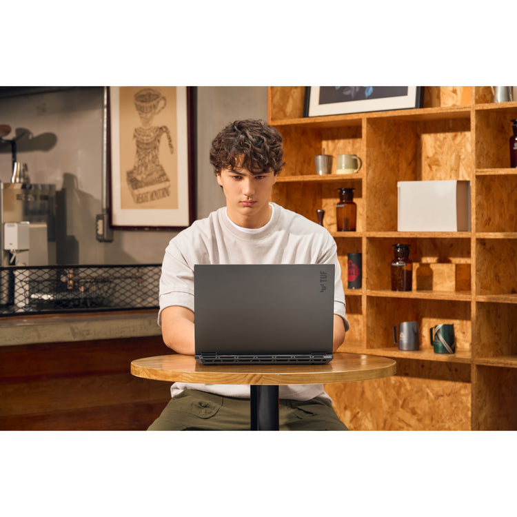 Ordinateur portable de jeu Asus Tuf Gaming A16 FA608um-RV253W 16 (Gris | Ryzen 7 260 | RTX 5060 | 16 Go | SSD 1 To)