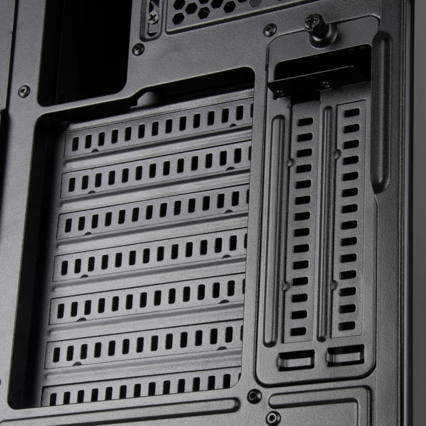 Silverstone Fara V2