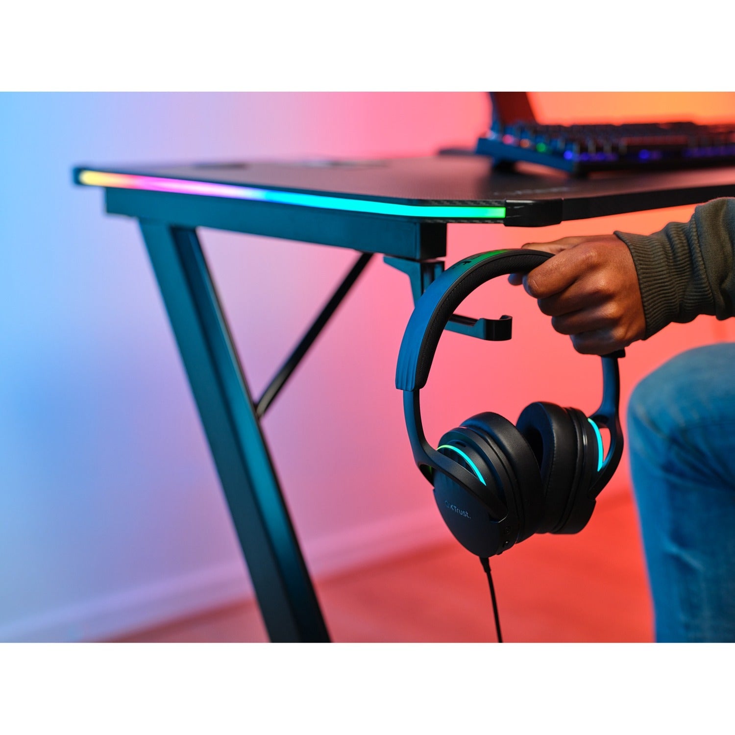 Trust GXT 709 Luminus RVB Gaming Agency
