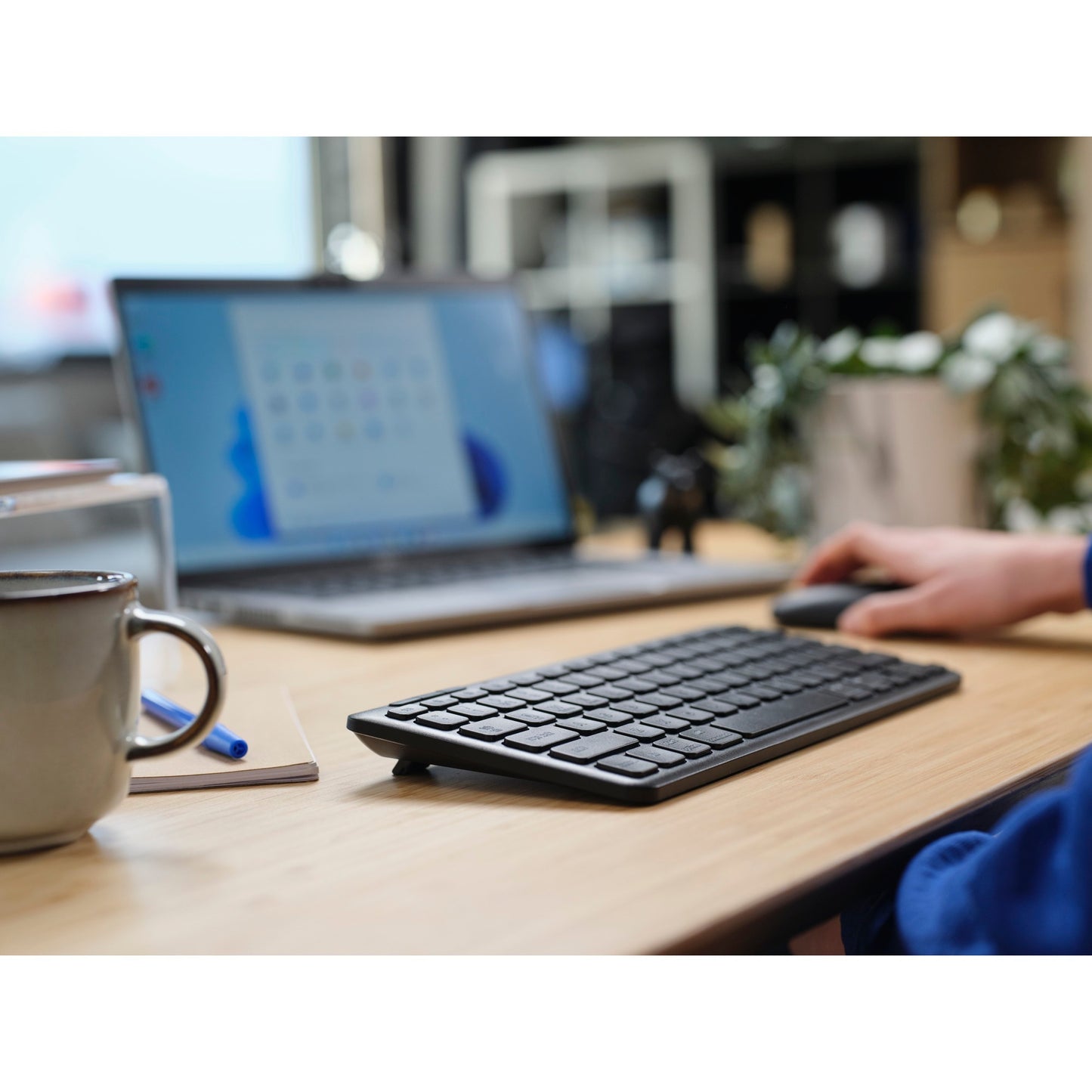 Faites confiance au clavier sans fil compact Lyra compact