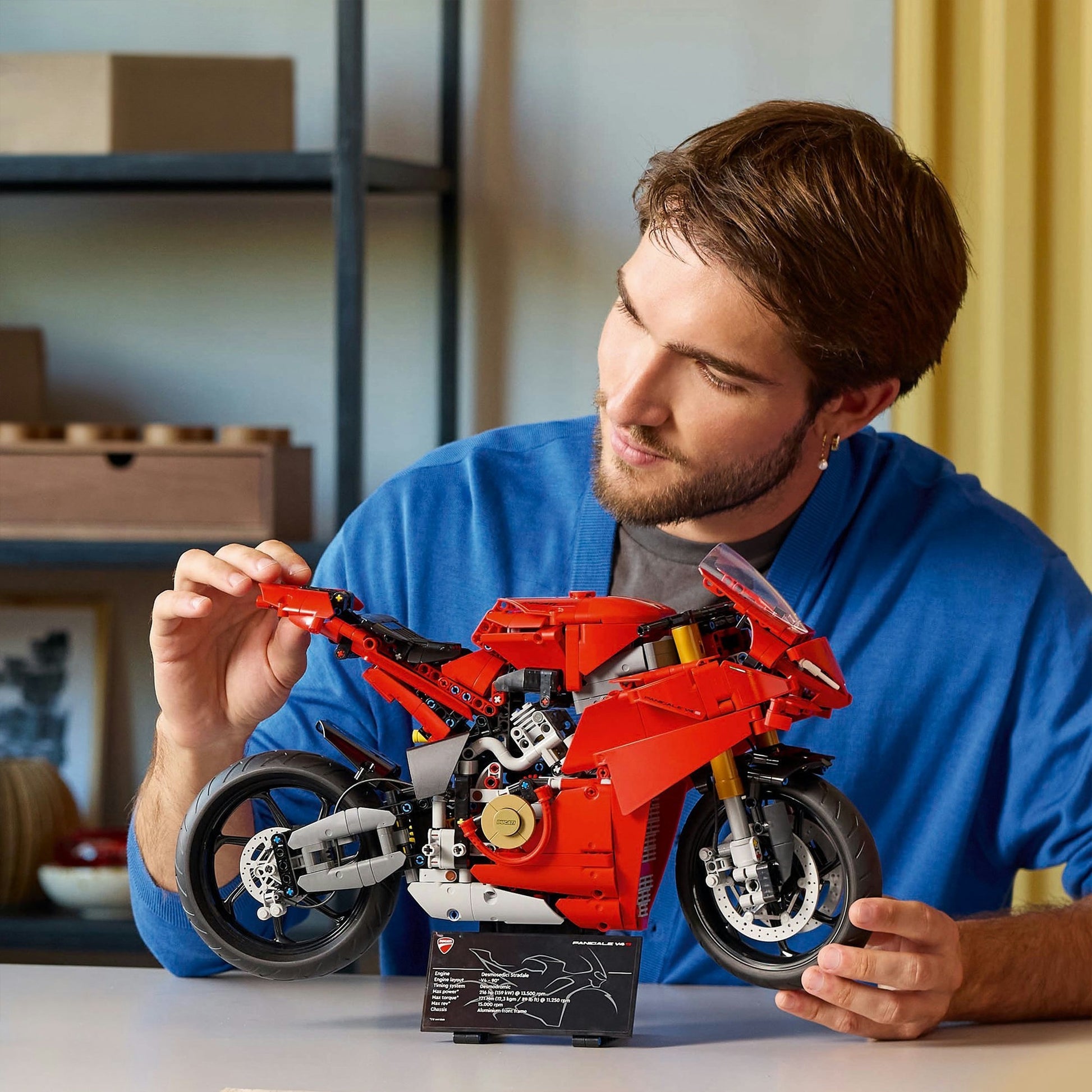 Lego Lego Technic 42202 Panigale V4 S MOTEUR