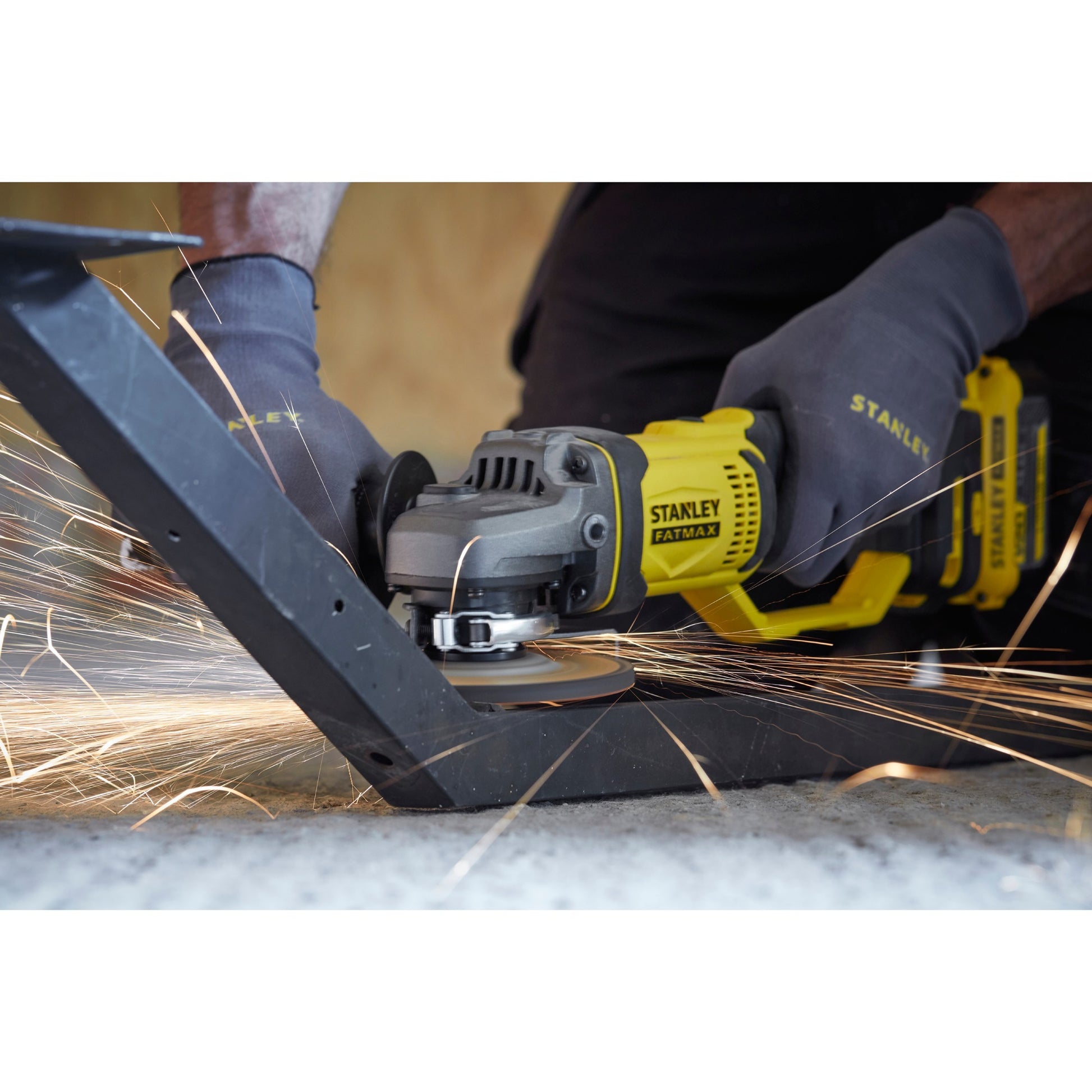 Stanley FATMAX V20 18V meuleuse d'angle