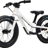 Les enfants montent sur le vélo d'équilibre Magura Dirt Hero 14
