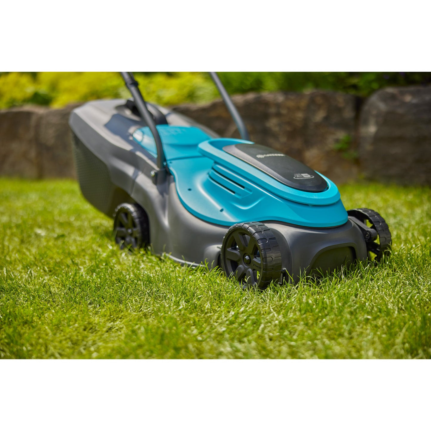 Gardena tondeuse à gazon à batterie easymax 3218v p4a set 40
