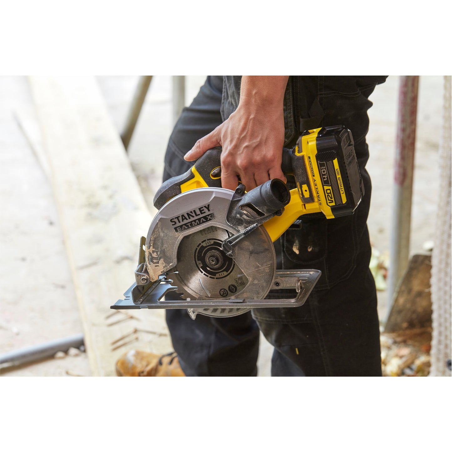 Scie circulaire Stanley FATMAX V20 18V