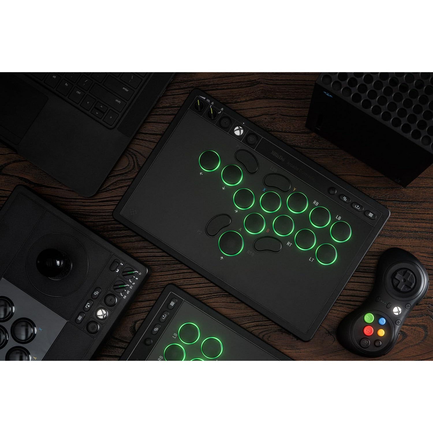 Contrôleur d'arcade 8bitdo pour Xbox (noir, USB 2,4 GHz, Xbox Series X|s, Xbox One, PC)