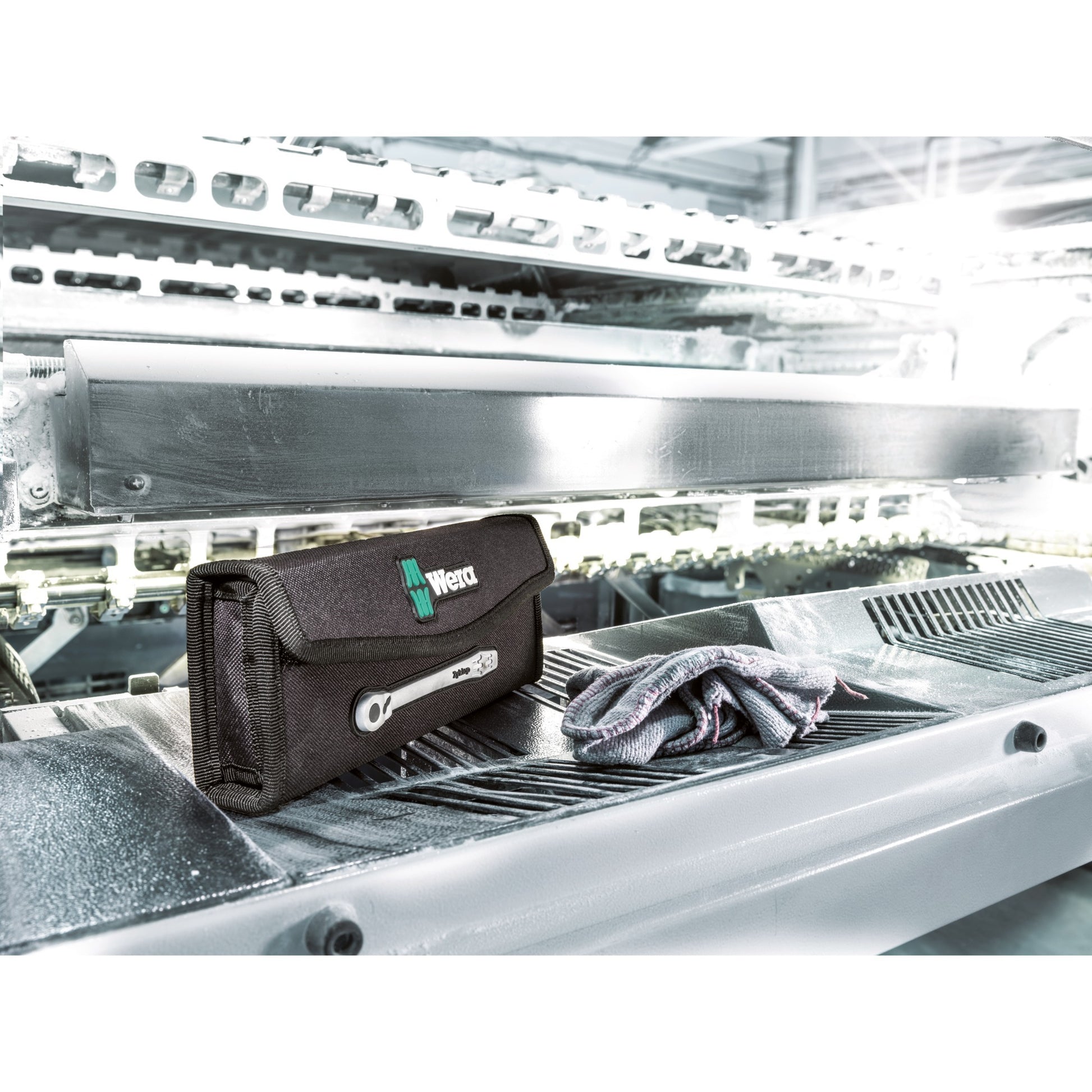 WAA 8100 SA 11 Zyklop Metal-Ratelsset, 28 pièces