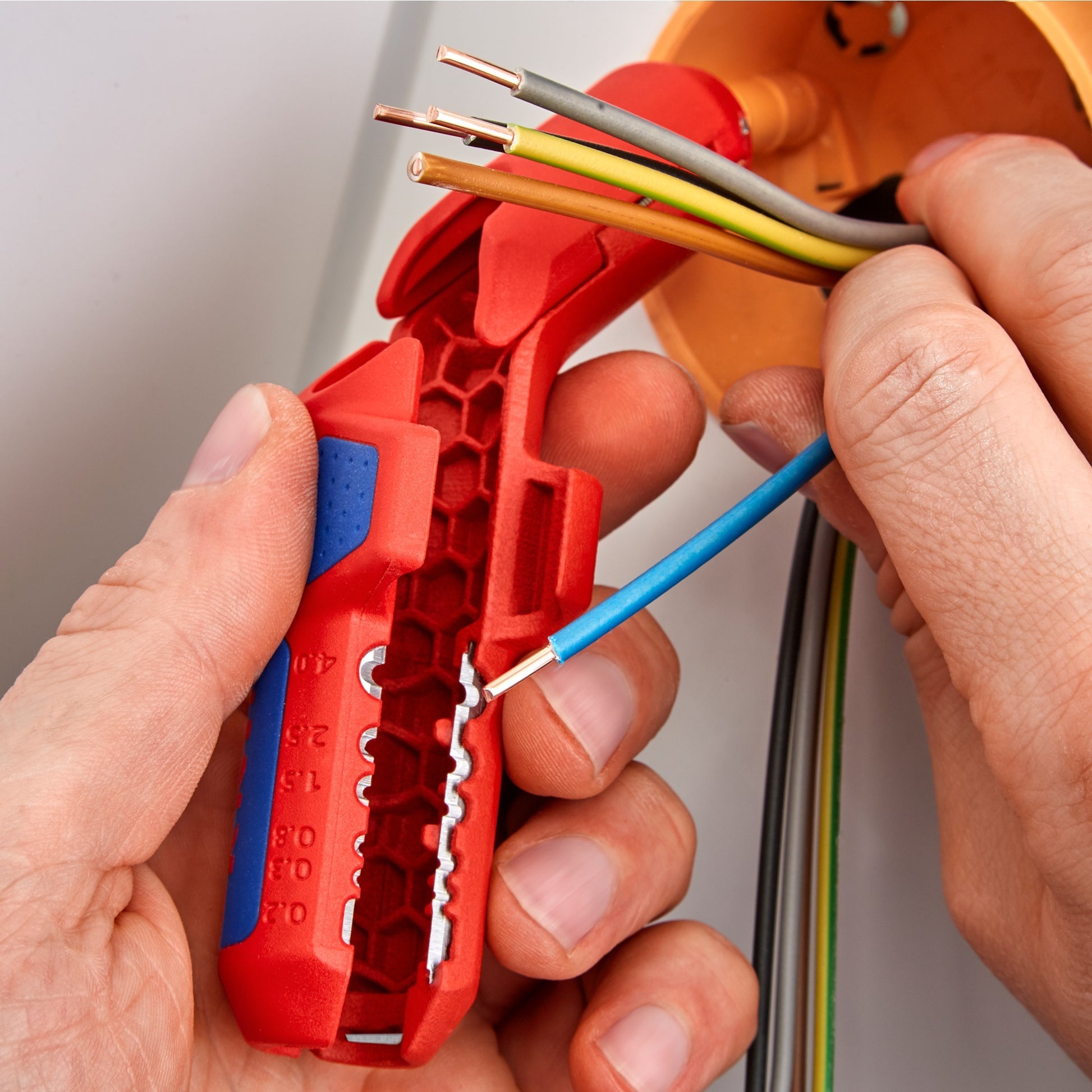 Knipex ergostrip universel