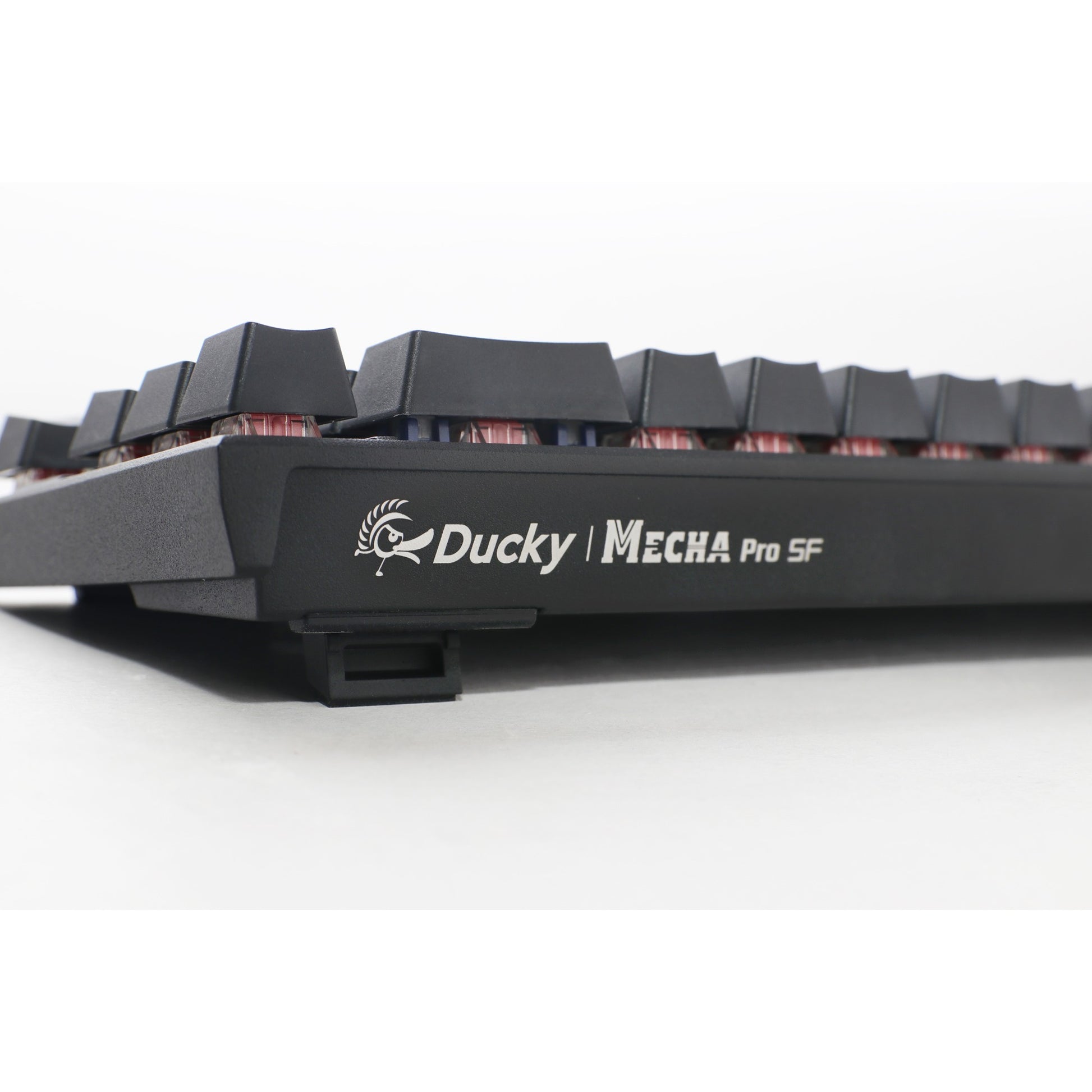Ducky mecha pro sf, clavier (noir, disposition américaine, cerise mx speed silver, leds rgb, 65%, pbt double-shot)