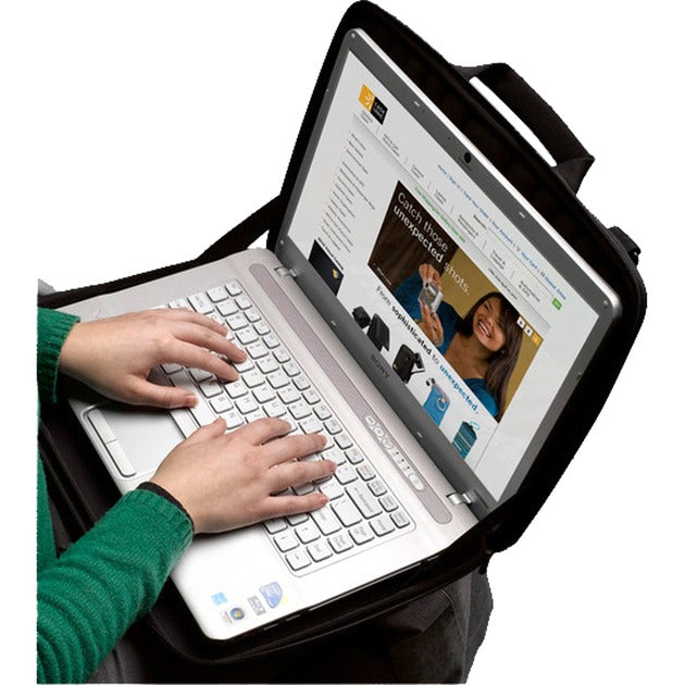 Case Logic 16 Sleeve d'ordinateur portable Hardhell ​​QNS-116K