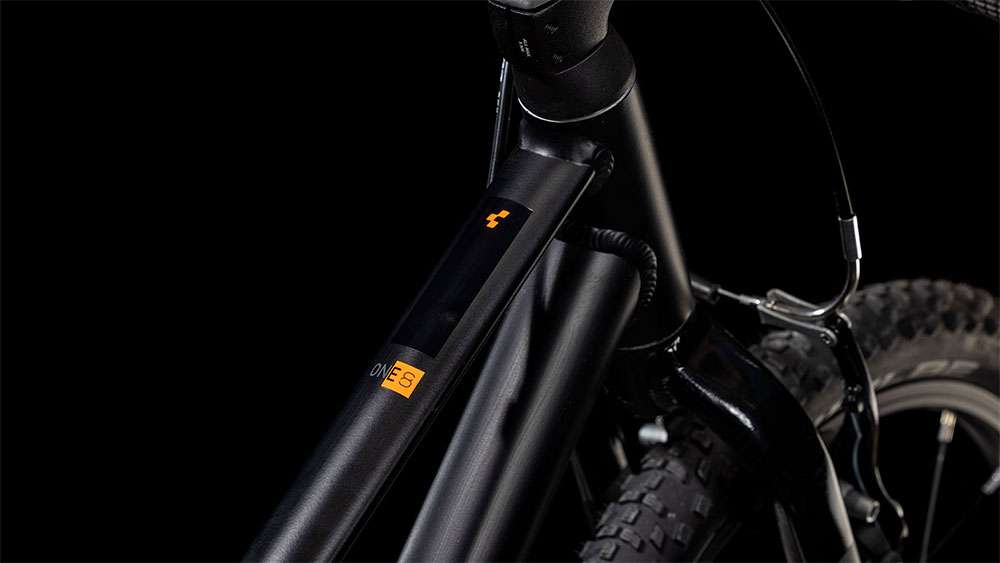 Cube numove 180 noir et orange
