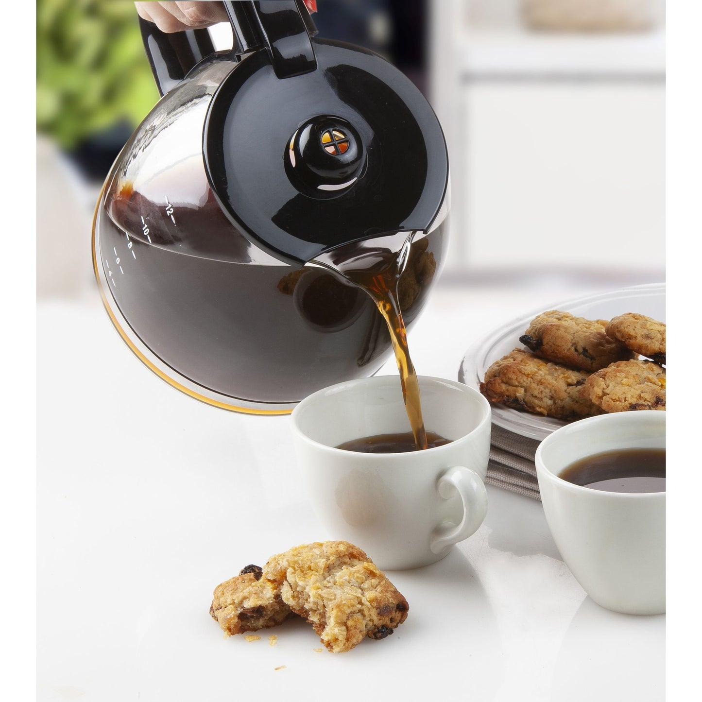 Cafetière Domo avec minuterie et affichage DO708K