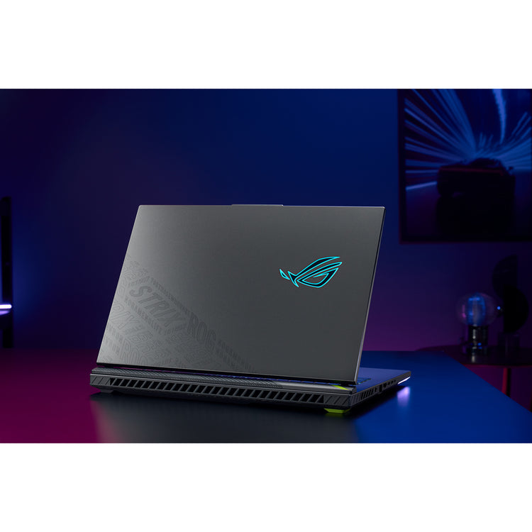 Ordinateur portable de jeu Asus ROG Strix G18 G814PM-S8009W 18 (Gris | R9 7940HX | RTX 5060 | 16 Go | SSD 1 To)