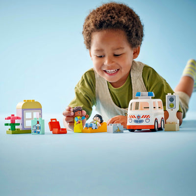 LEGO LEGO DUPLO Town 10447 Ambulance avec chauffeur