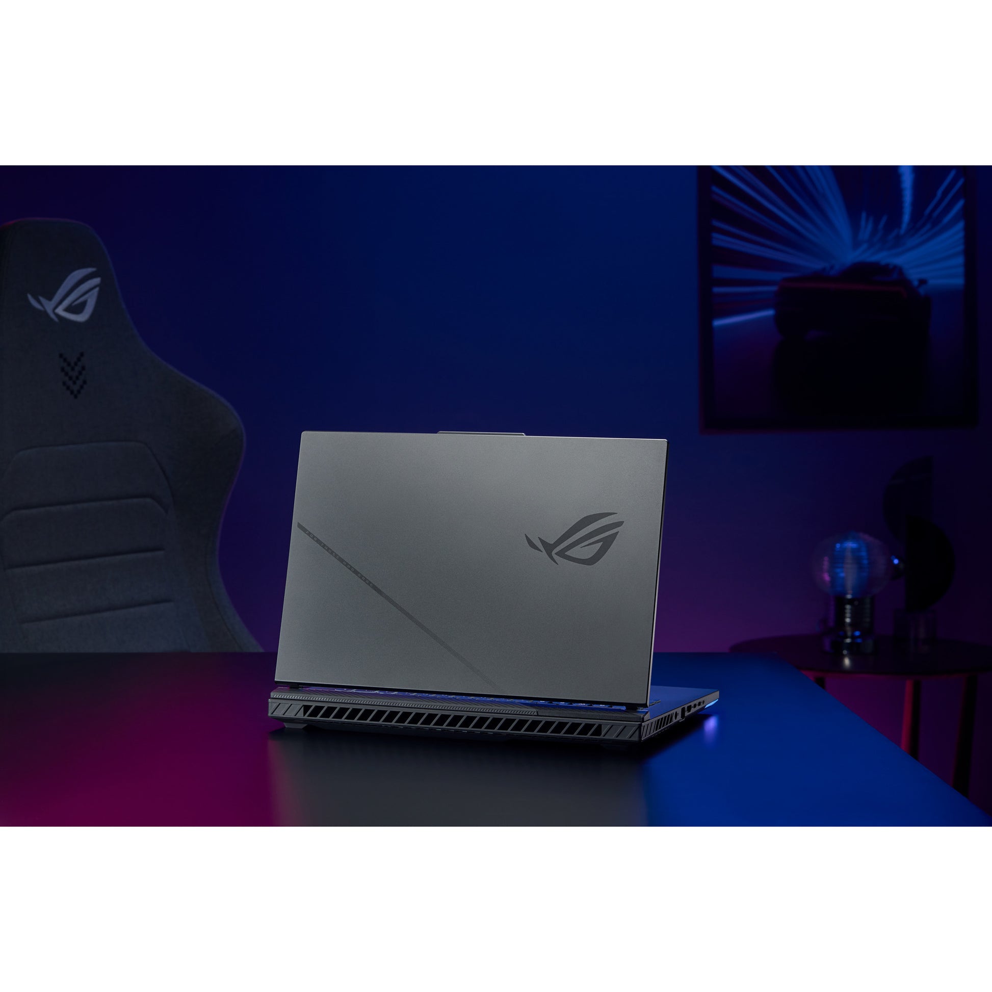 Ordinateur portable de jeu Asus ROG Strix G16 G614pp-S5032W 16 (Gris | R9 8940HX | RTX 5070 | 16 Go | SSD 1 To)