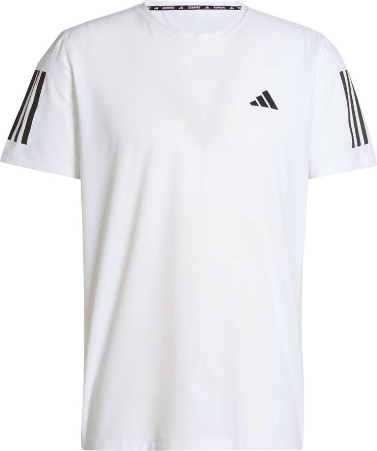 Adidas possède la chemise fonctionnelle run b