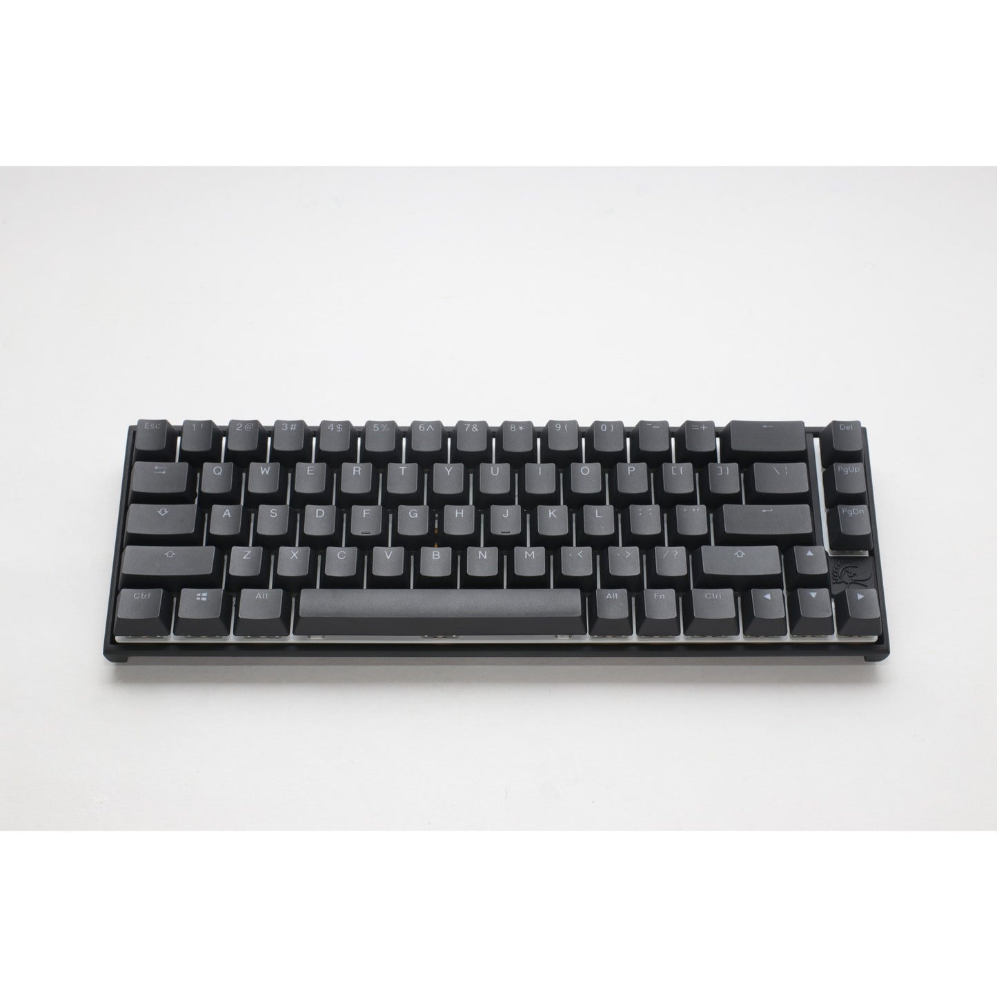 Ducky mecha pro sf, clavier (noir, disposition américaine, cerise mx speed silver, leds rgb, 65%, pbt double-shot)