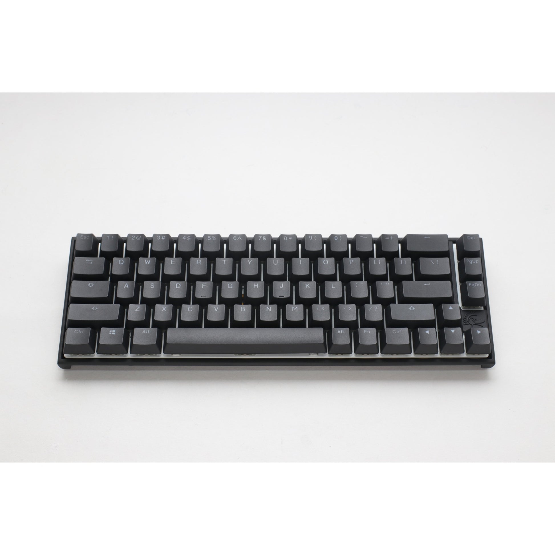 Ducky mecha pro sf, clavier (noir, disposition américaine, cerise mx speed silver, leds rgb, 65%, pbt double-shot)