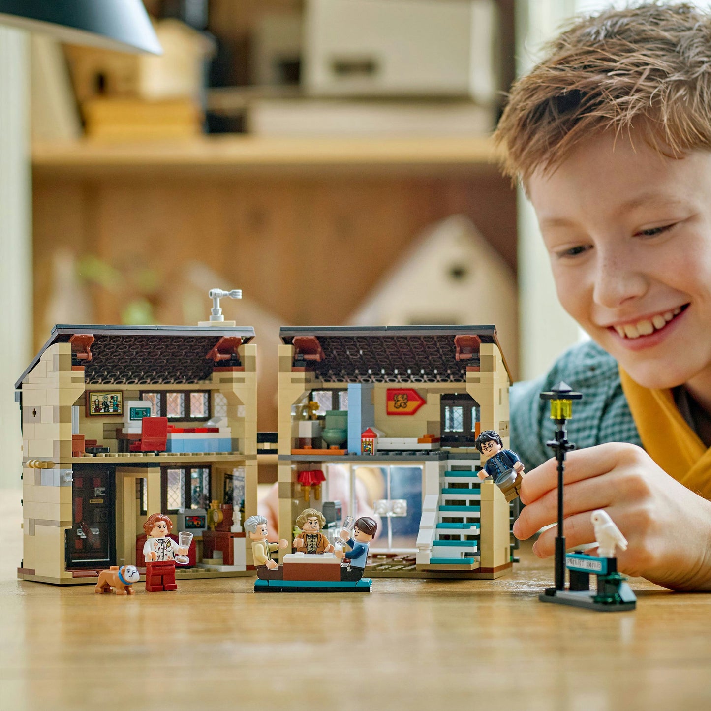 Lego Harry Potter 76451 Visite de Ligusterlaan de tante Margot