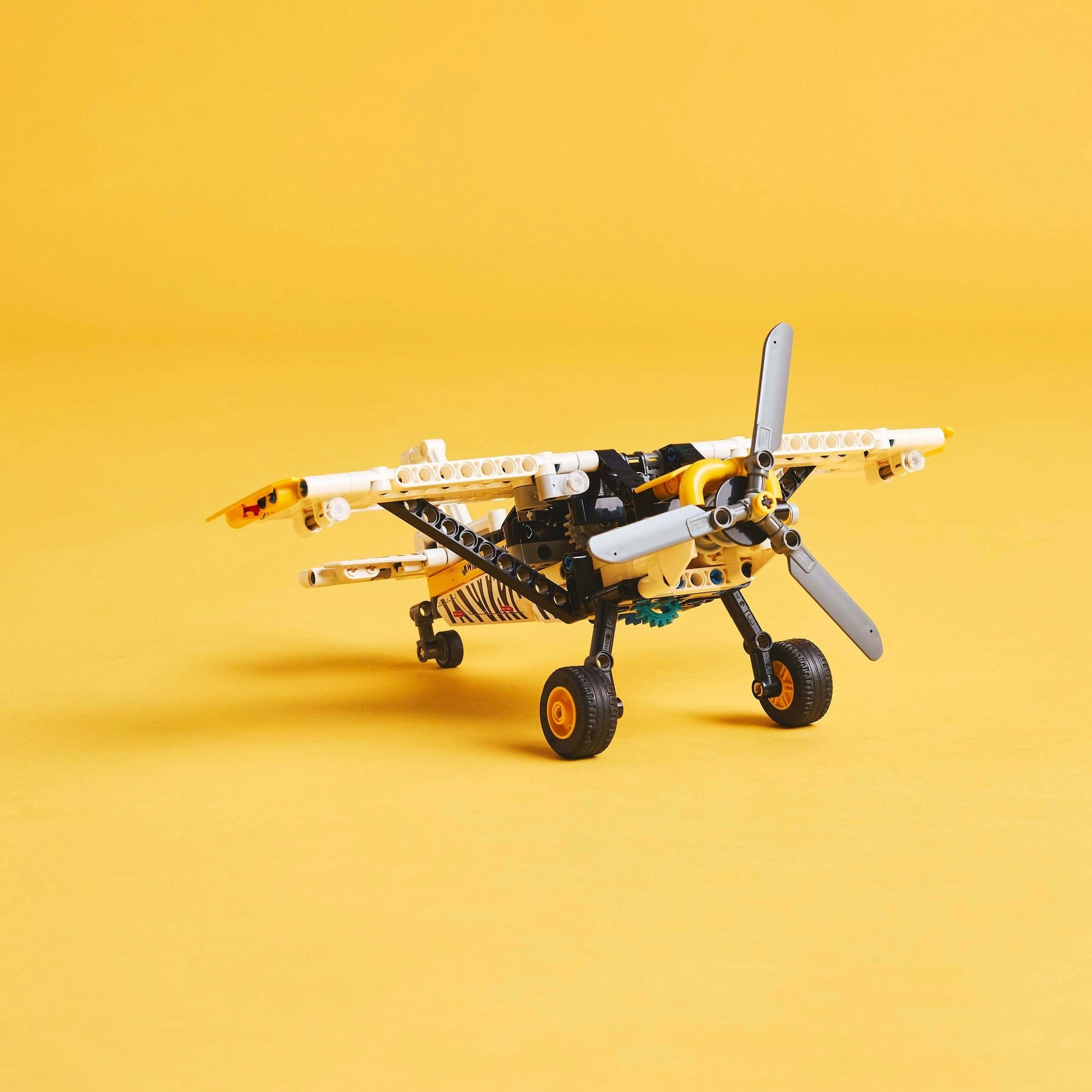 Lego Lego Technic 42198 Jungle Aircraft