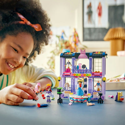 Lego Friends 42685, spectacle de mode de Heartlake City