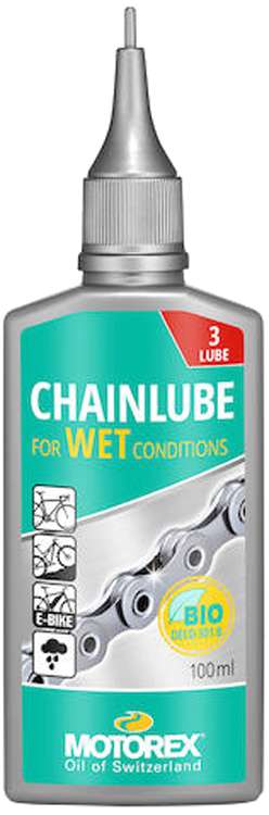 Lubrifiant de chaîne Motorex dans des conditions humides
