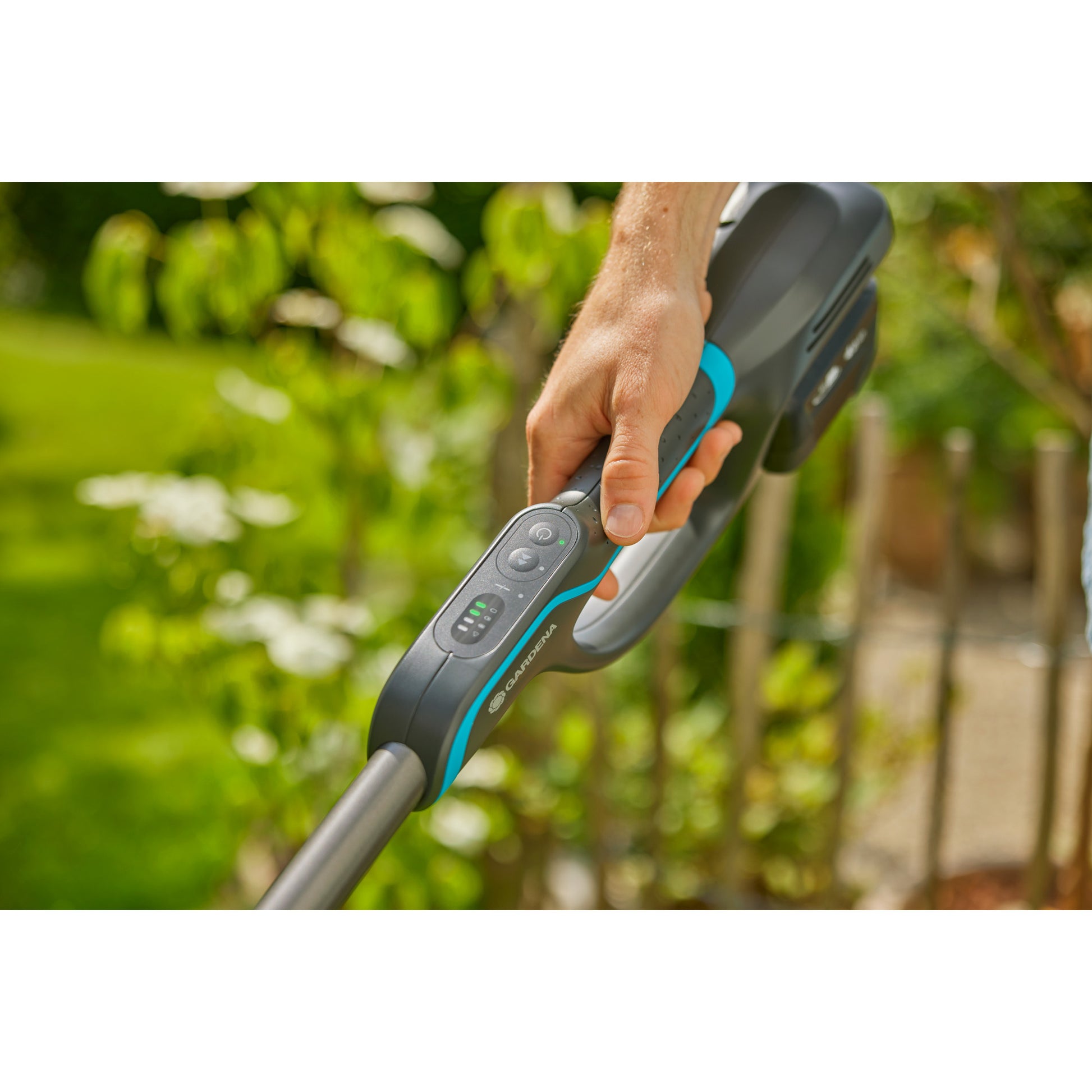 Gardena tondeuse powertrim 3018v p4a ensemble