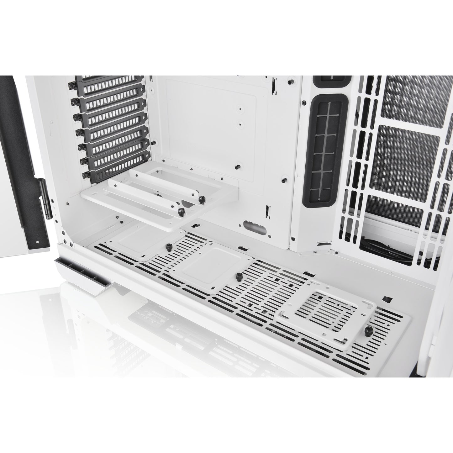 Thermaltake View 51 TG Snow ARGB Edition