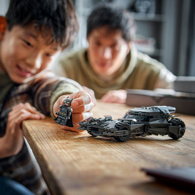 LEGO Super Heros 76331 La Batmobile Batman V Superman