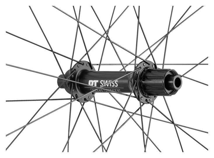 Dt Swiss BR 2250 Classic 26 Fatbike Disc CL 12 197mm TA Shimano Roue Arrière