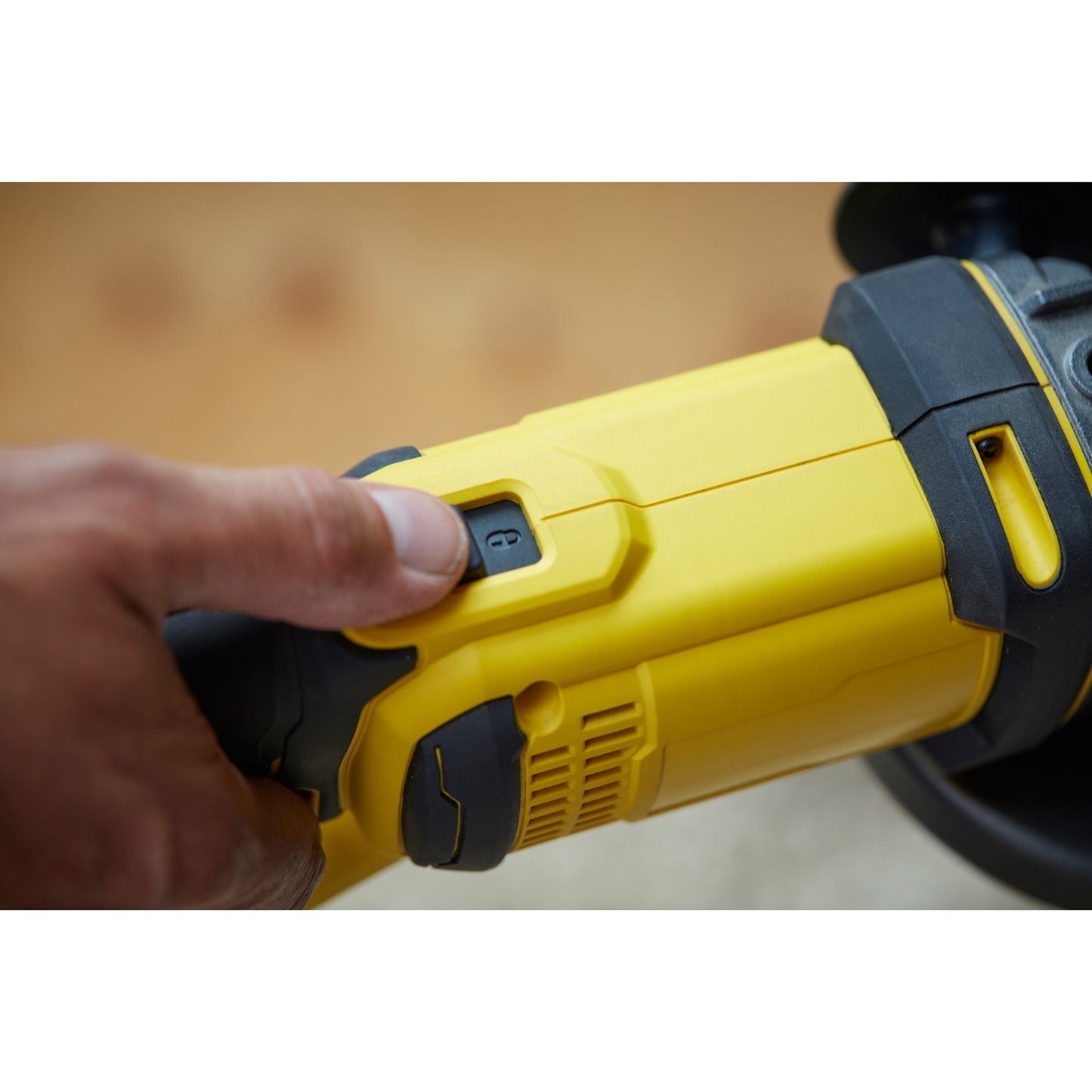 Stanley FATMAX V20 18V meuleuse d'angle