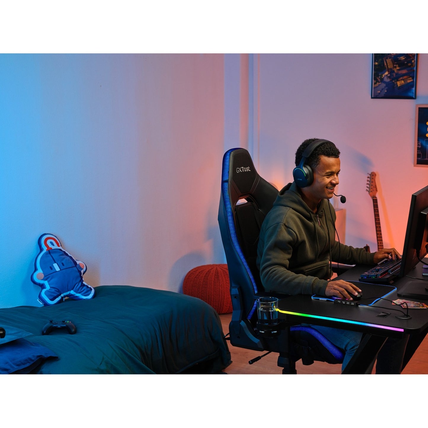 Trust GXT 709 Luminus RVB Gaming Agency
