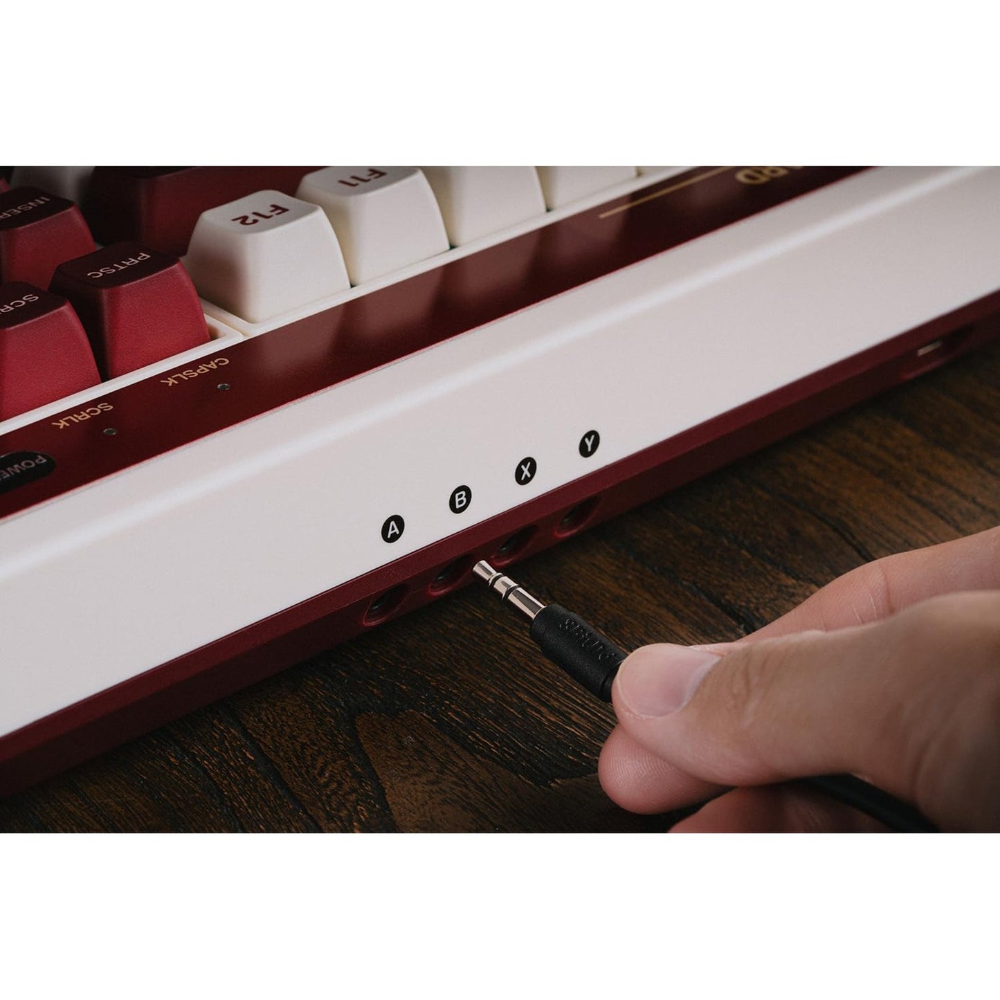 8Bitdo Retro Mechanical Keyboard Fami Edition