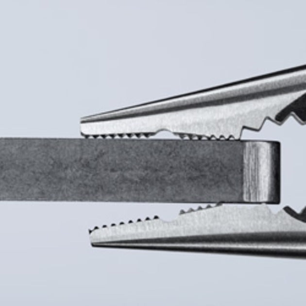 Combinaison de la bouche pointu de Knipex Tang VDE 0826145