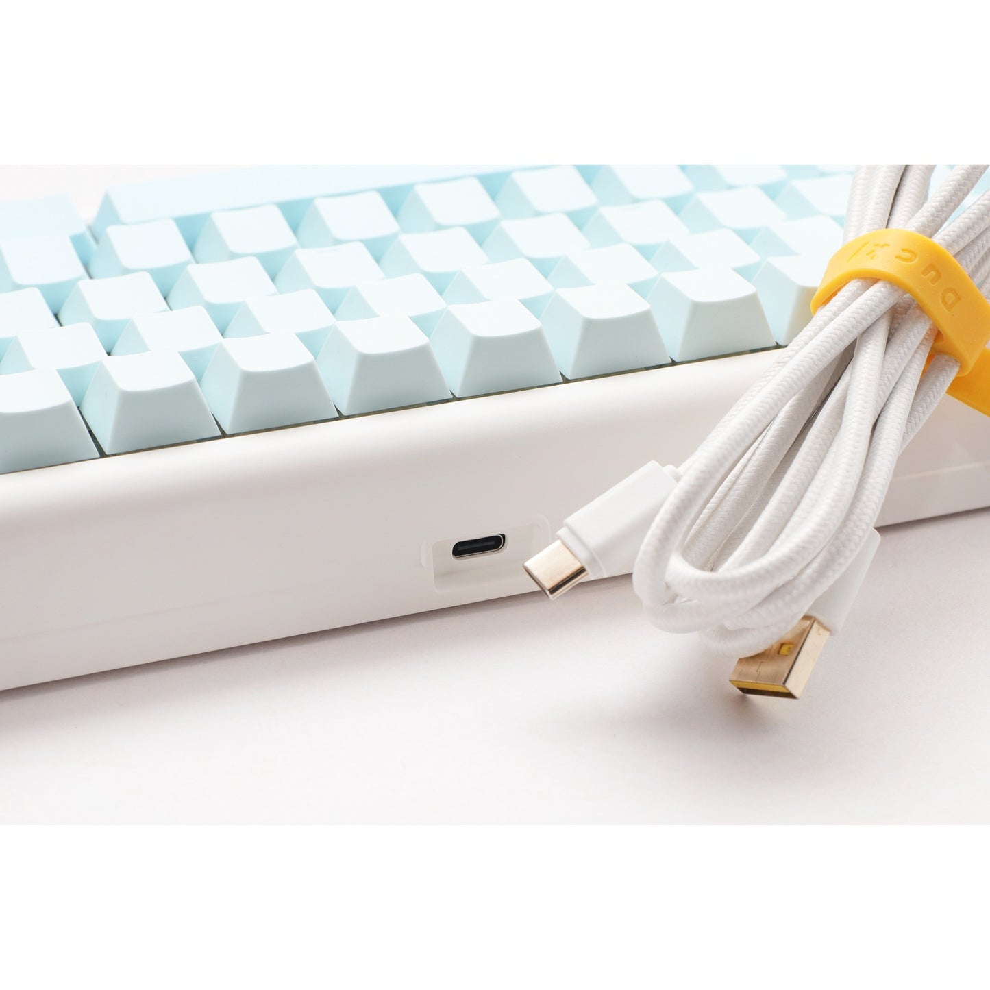 Ducky ProjectD Tinker 65 POM Edition avec QMK VIA